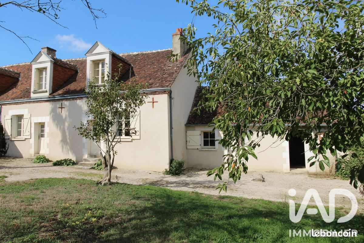 Maison 4 pièces 88 m² · à Cangey · 88 m² · 147 000 €