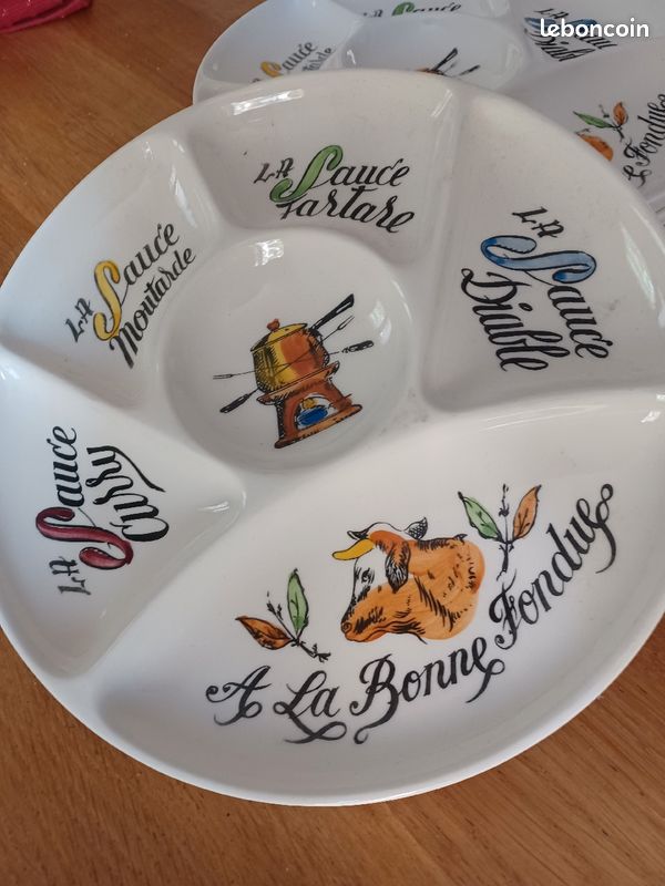 Lot d assiettes à fondue (image 1)