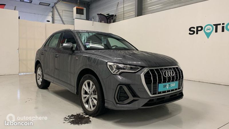 Audi Q3 45 TFSI e 245ch S line S tronic 6 (image 3)