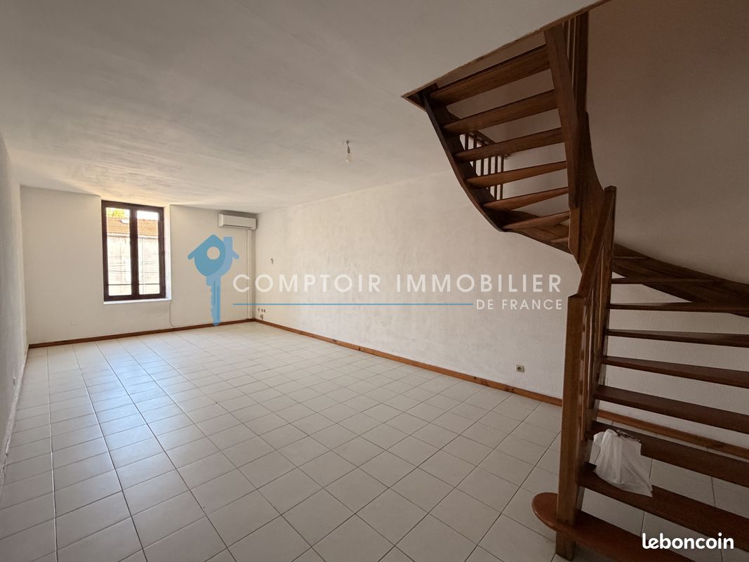 Appartement 3 pièces 92 m² · à Châteaurenard · 92 m² · 700 €/mois