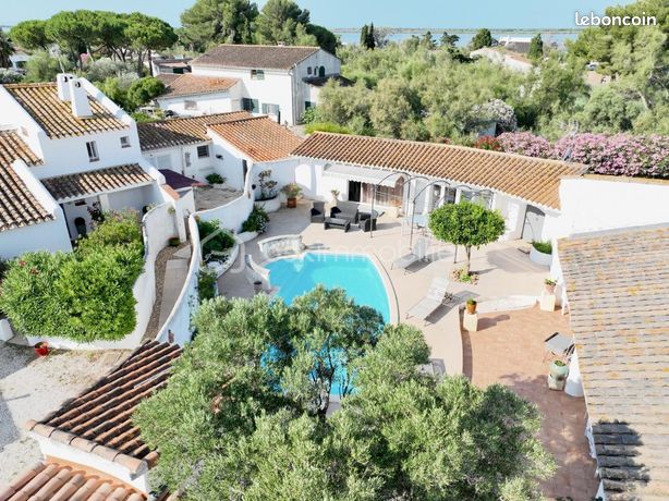 Mas 13 pièces 382 m²