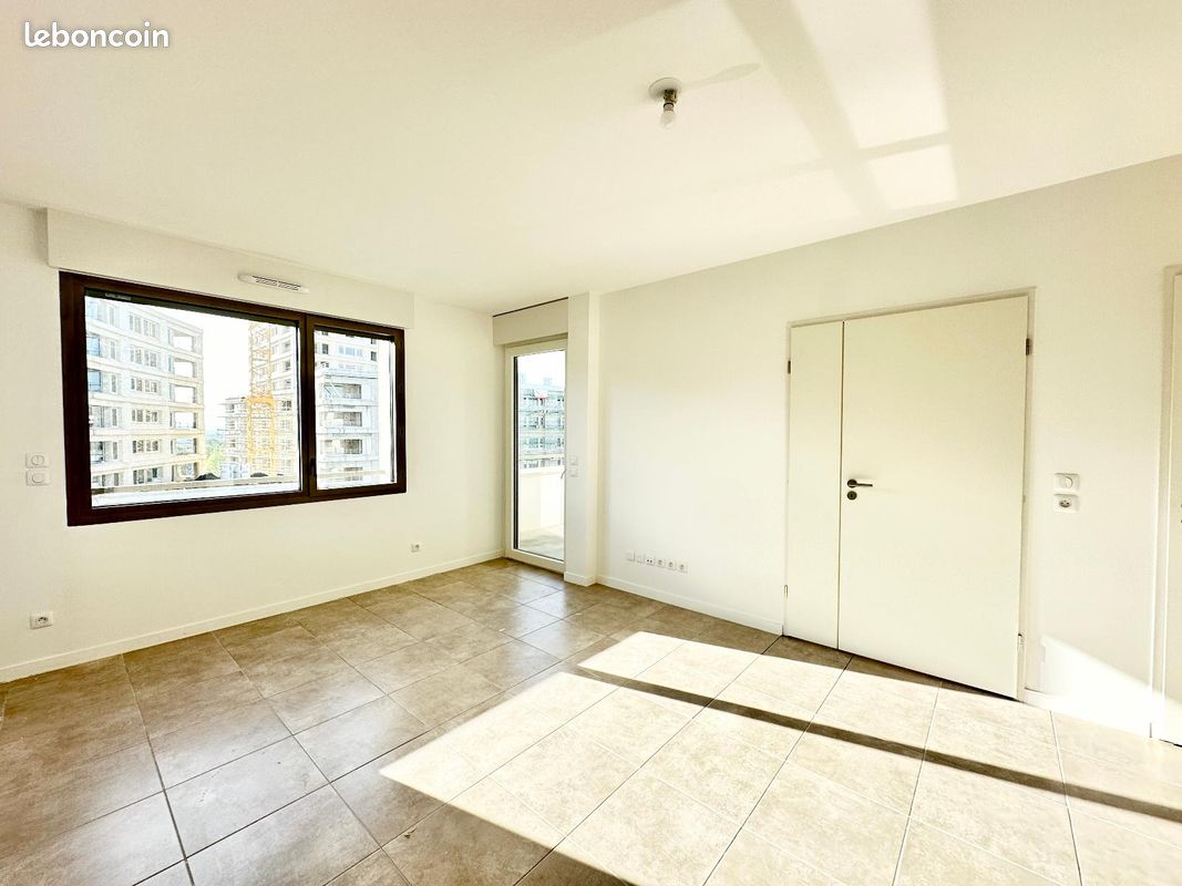 Appartement 2 pièces 45 m² · à Bordeaux · 45 m² · 670 €/mois