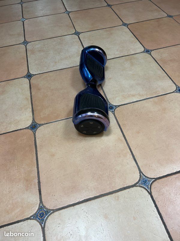 Hoverboard (image 2)