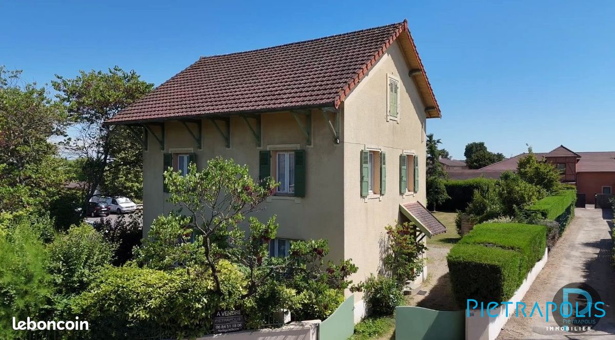 Maison 5 pièces 112 m² · à Vonnas · 112 m² · 239 000 €