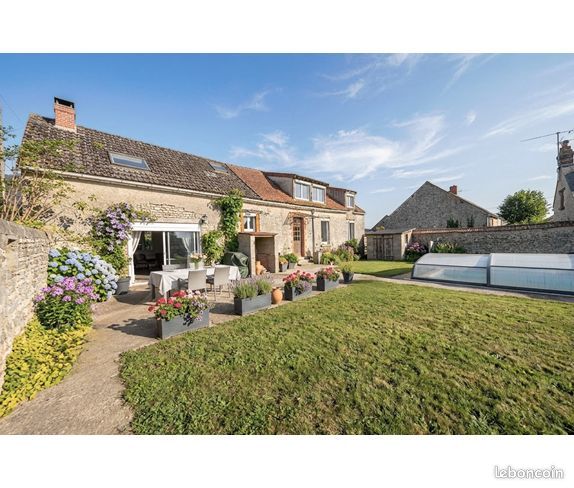 Maison 6 pièces 160 m² · à Étampes · 160 m² · 229 500 €