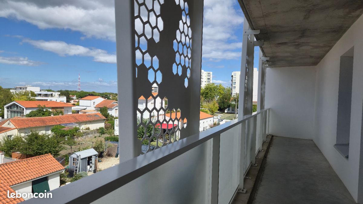 Appartement 4 pièces 83 m² · à Royan · 83 m² · 1 200 €/mois