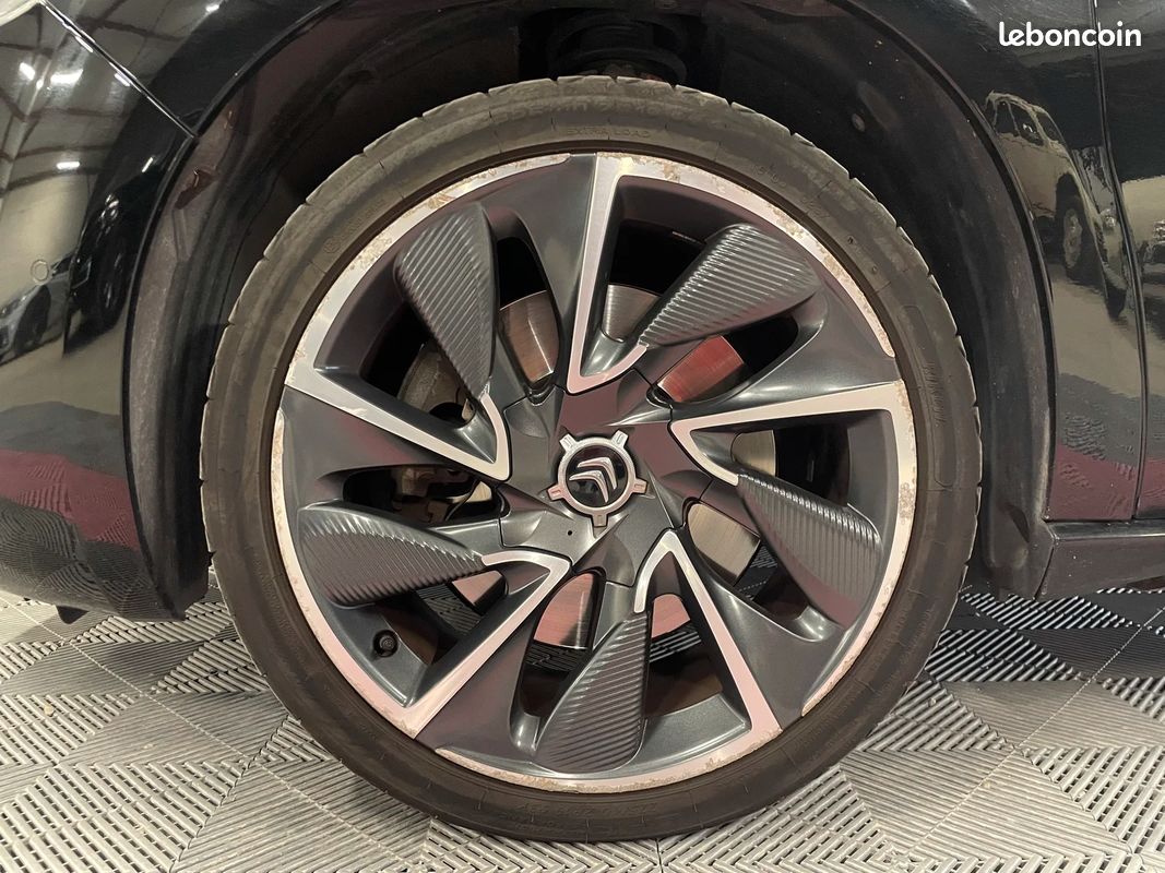 CITROËN DS4 1.6 THP 200 ch SPORT CHIC / SIEGES ELEC. CHAUFFANTS A MEMOIRE / RADARS AV/AR (image 30)