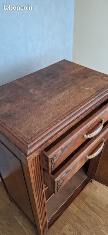 Meuble en chêne véritable (image 3)