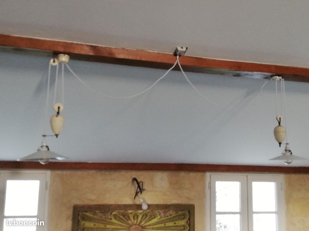 Lampes (2) suspendues en opaline (image 2)