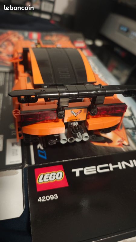 Lego technic Corvette ZR1 42093 (image 2)