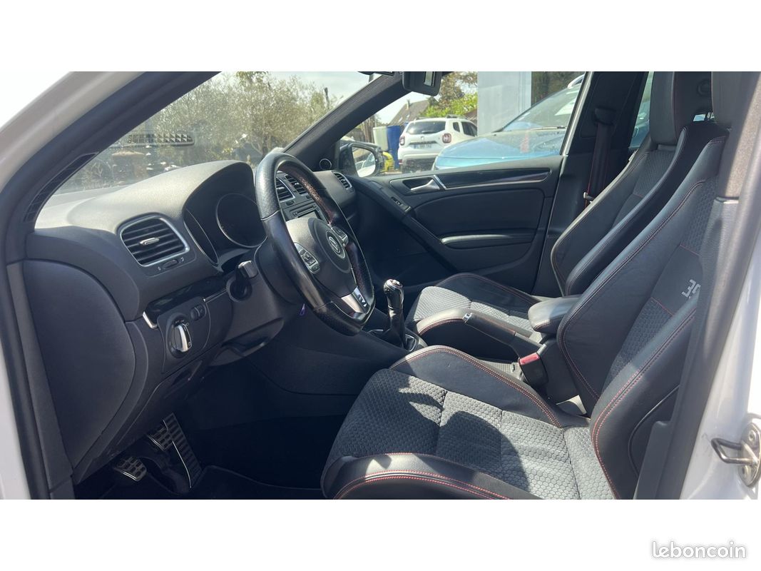 VOLKSWAGEN GOLF 2.0 TSI - 235 VI GTI Edition 35 - GARANTIE 12 MOIS (image 10)