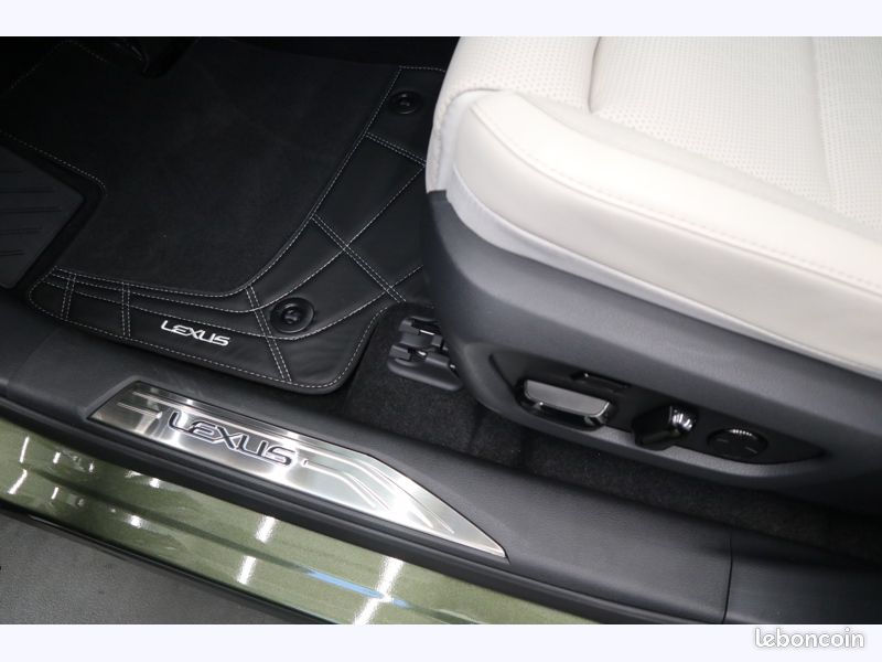 Lexus RX 450h+ Executive 4WD PHEV M (image 11)