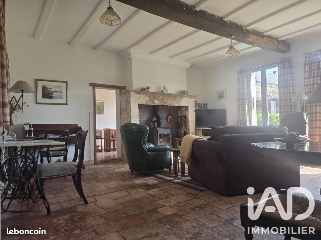 Maison 4 pièces 110 m² · à Saint-Front-de-Pradoux · 110 m² · 190 000 €