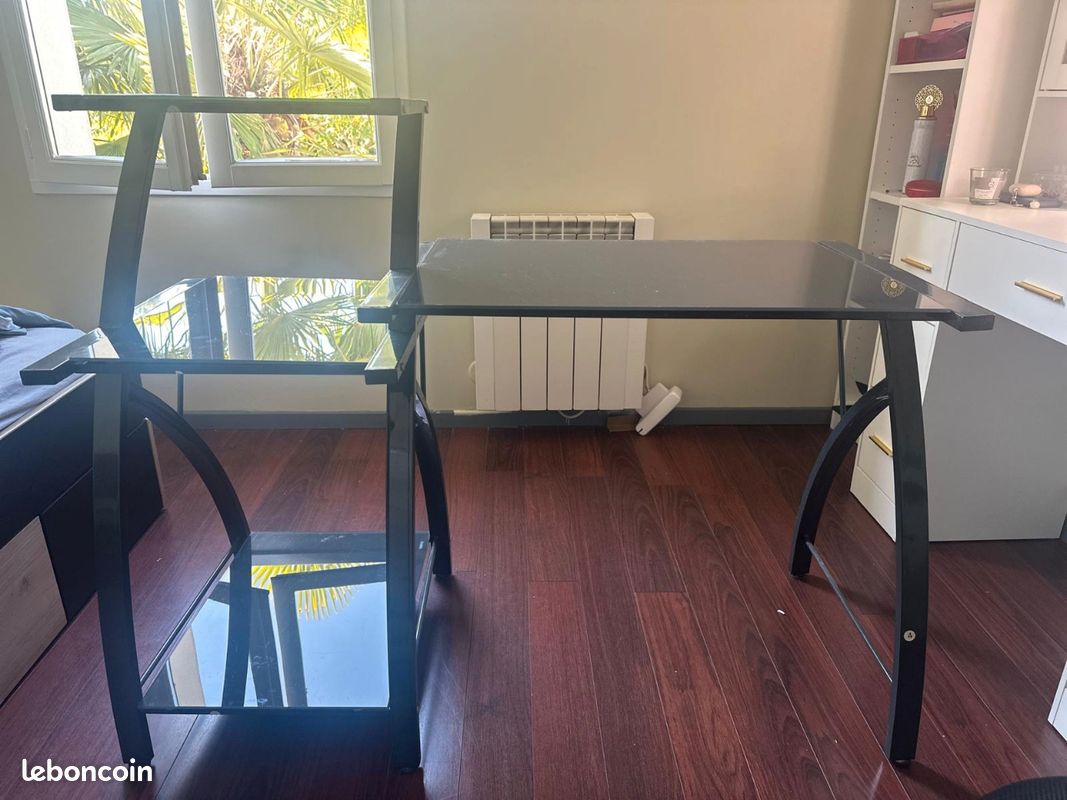 Bureau ordinateur (image 1)
