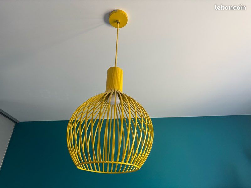 Lustre (image 1)