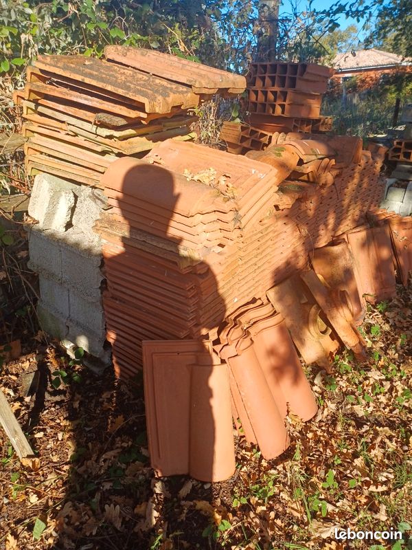 Tuiles , briques , parpaings , briquettes (image 2)