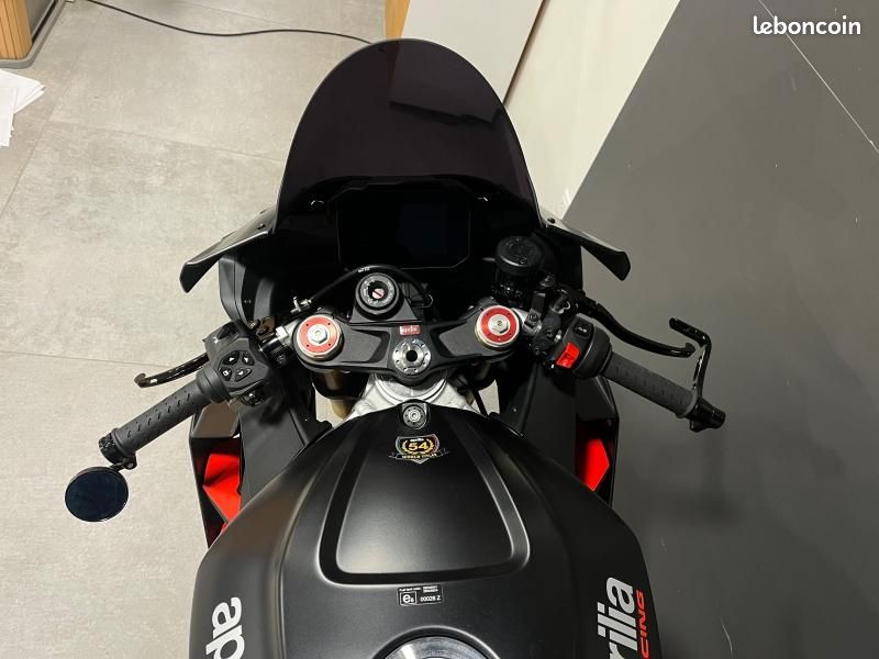 Aprilia RSV4 RSV4 1100 Euro 5 (image 4)