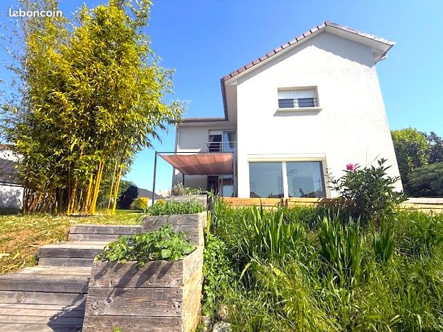 Maison 8 pièces 185 m² · à Golbey · 185 m² · 365 000 €