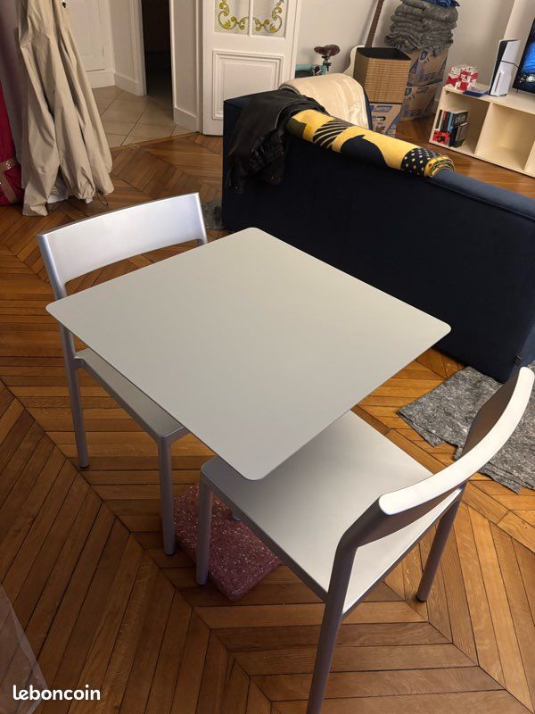 Table Carrée HAY – Modèle Terrazzo par Daniel Enoksson – Excellent État (image 2)