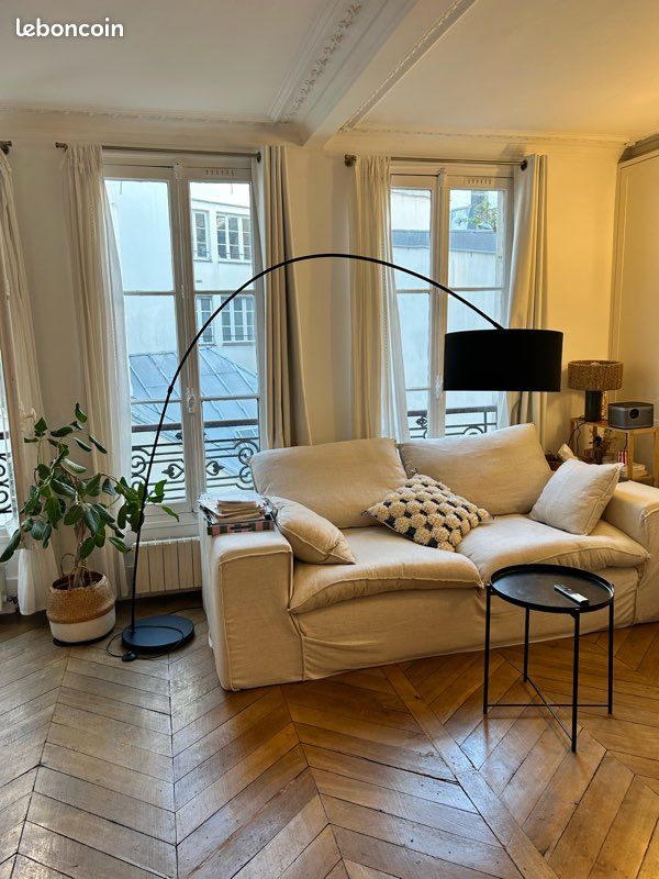 Lampadaire arc MADE.COM noir & doré – très bon état (image 1)