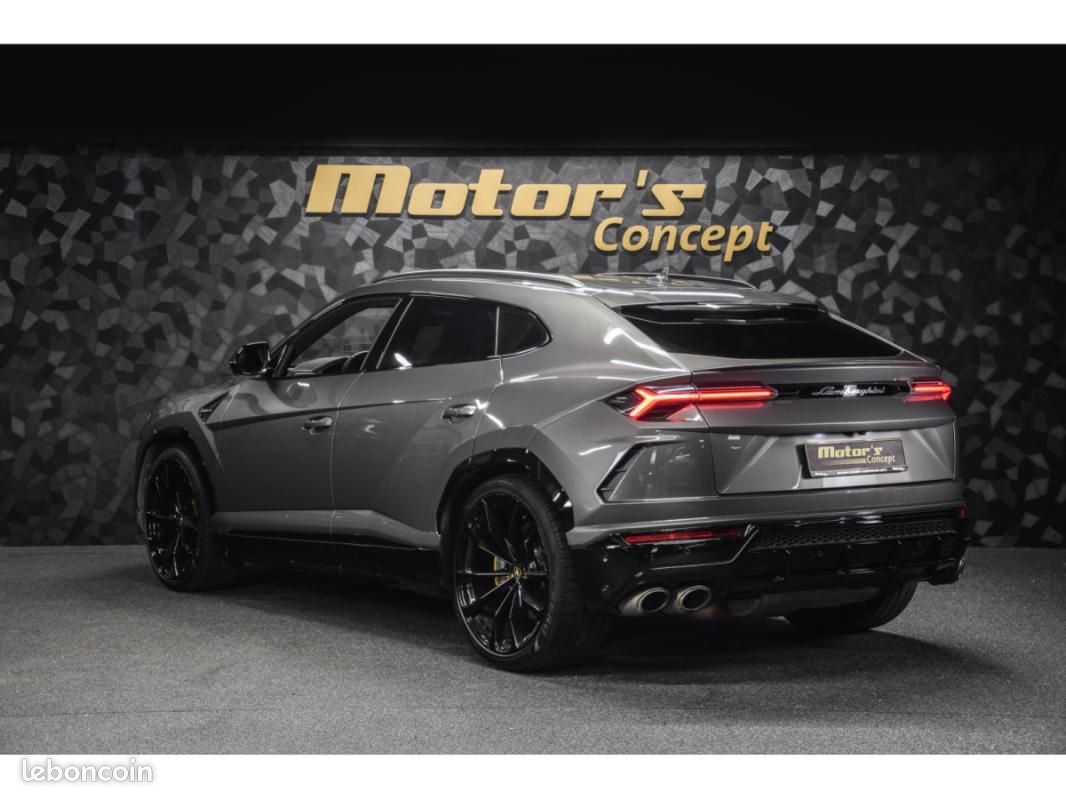 Lamborghini Urus V8 AKRAPOVIC - GRIGIO KERES / CAMERA 360 TOIT OUVRANT (image 7)