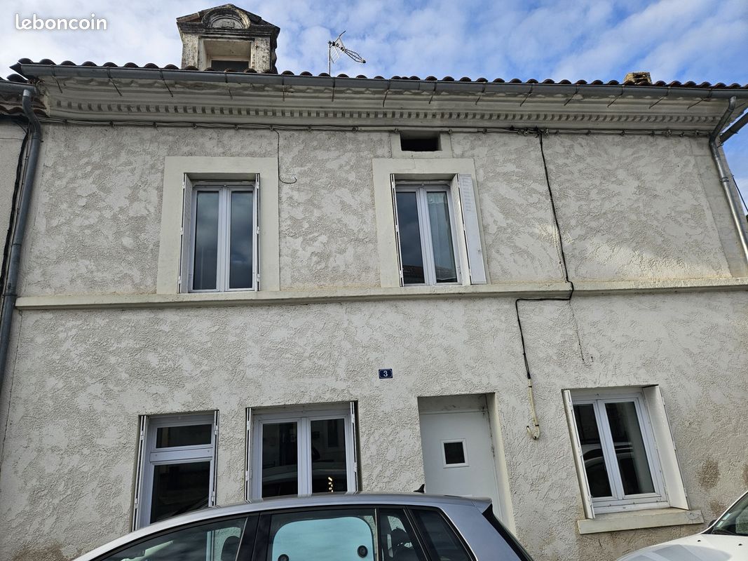 Maison 3 pièces 80 m² · à Tocane-Saint-Apre · 80 m² · 520 €/mois