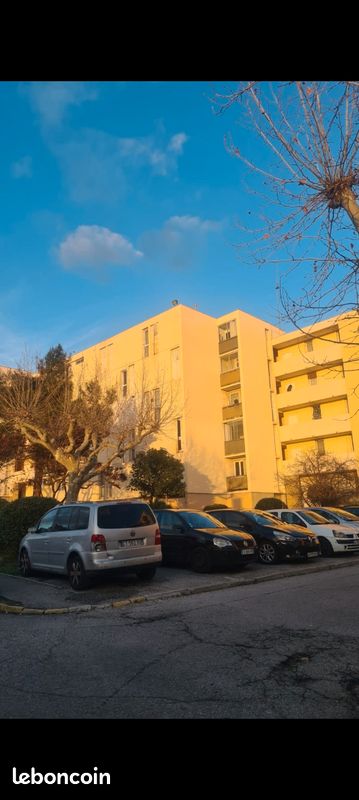 Appartement 4 pièces 71 m² · à Marseille · 71 m² · 50 000 €