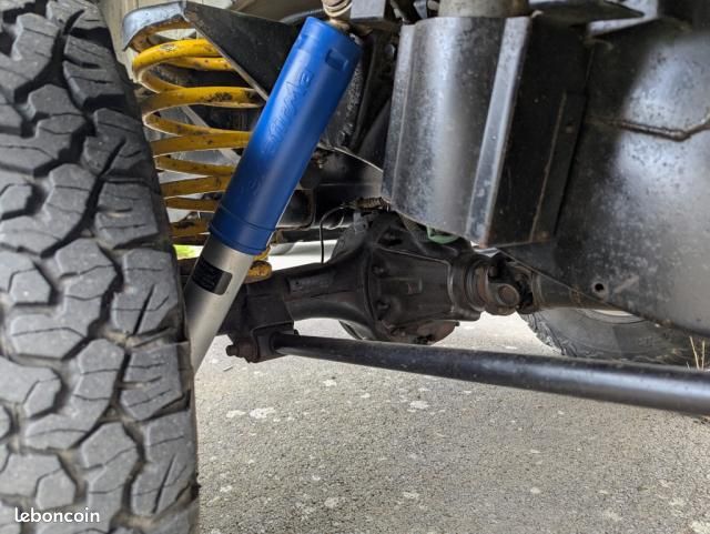 Land Rover Defender 110 TD5 (image 8)