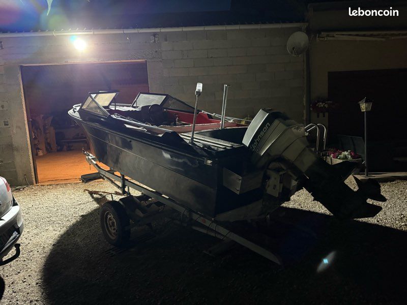 Bateau jeanneau 470 djerba à finir de restaurer (image 2)