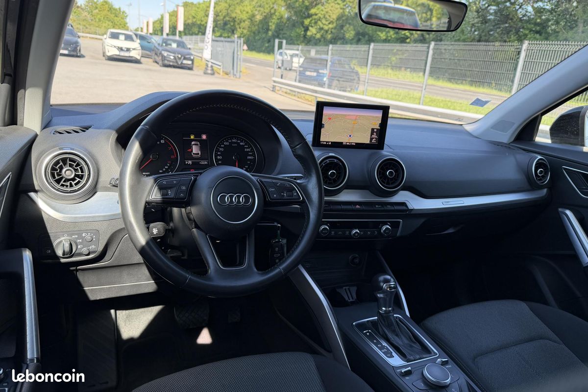 Audi q2 1.4 tfsi bva essence 150 s tronic sport suv premium (image 12)