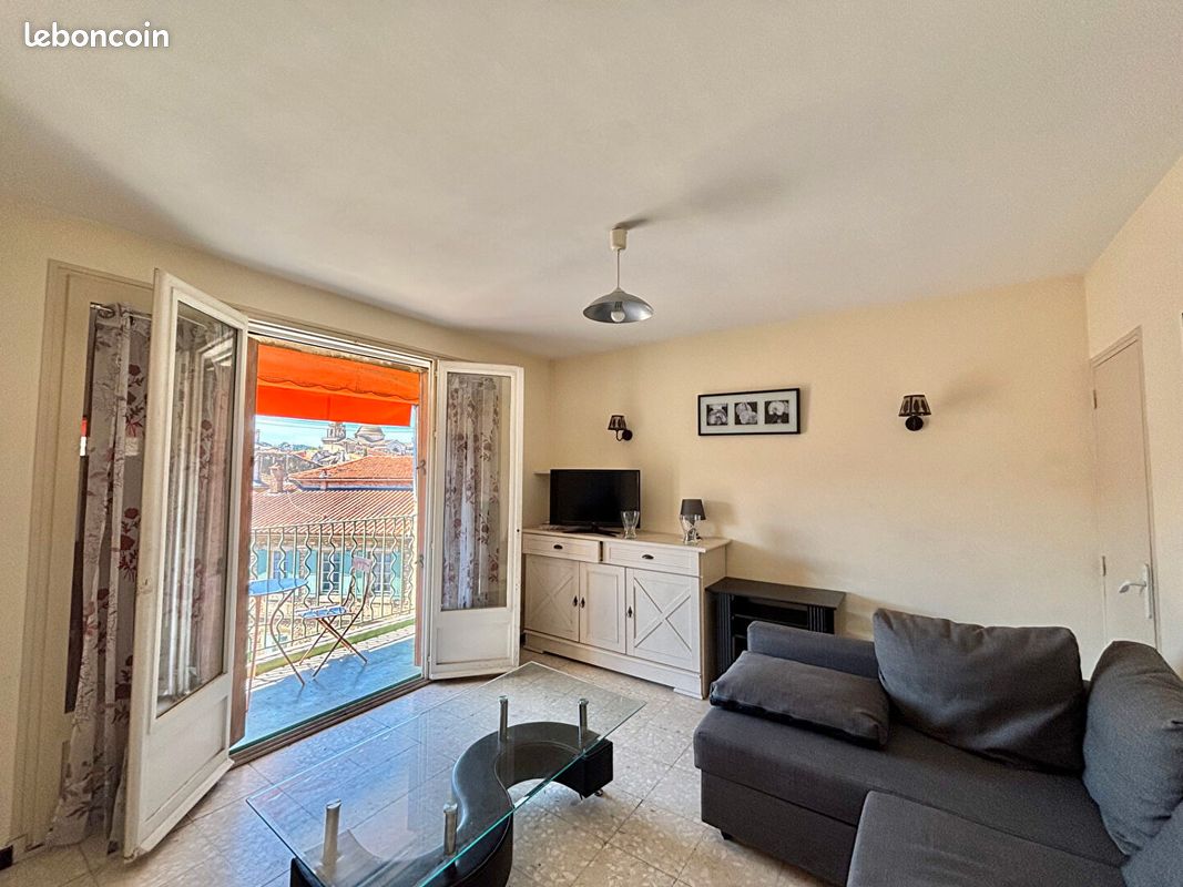 Appartement 1 pièce 27 m² · à Saint-Rémy-de-Provence · 27 m² · 496 €