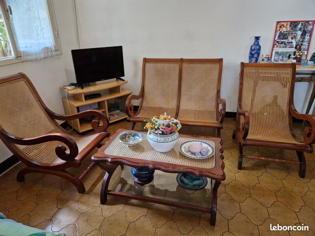 Salon rotin (image 1)