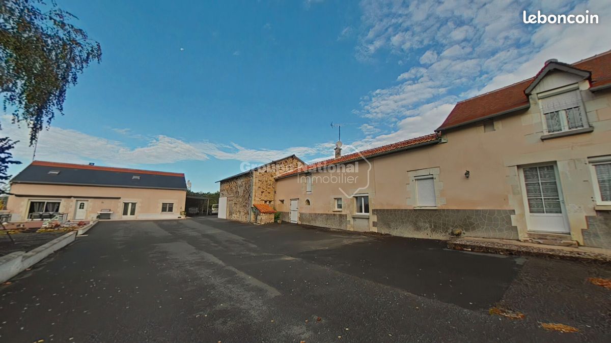 Maison 11 pièces 259 m² · à Marigny-Marmande · 259 m² · 329 000 €