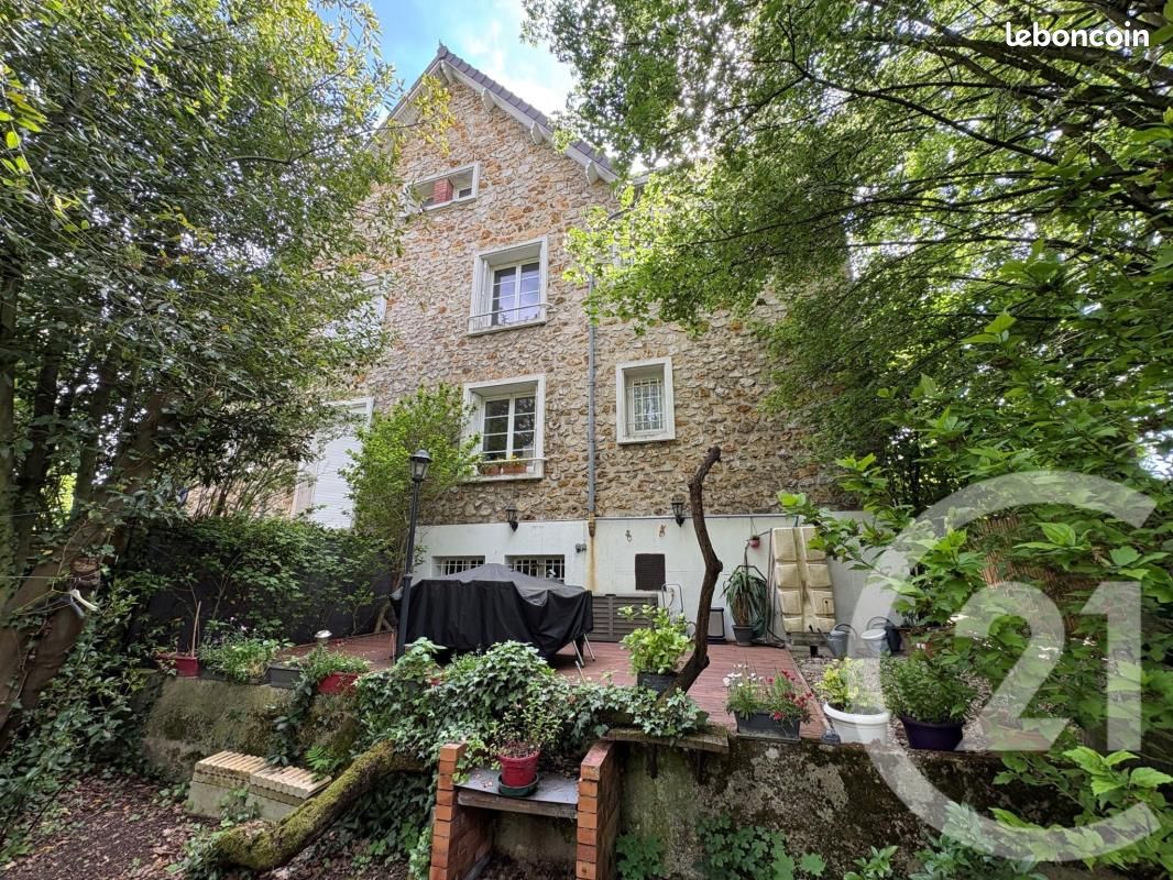 Maison 6 pièces 116 m² · à Athis-Mons · 116 m² · 379 000 €
