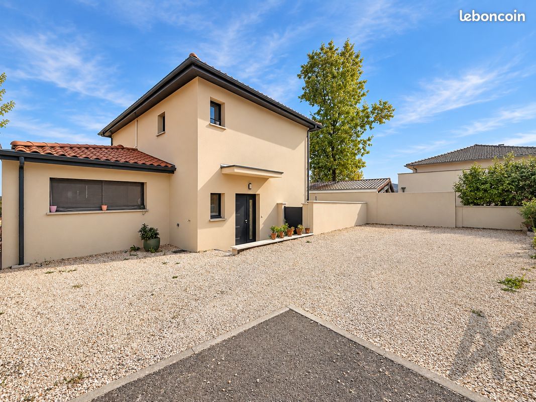 Maison 4 pièces 105 m² · à Fleurieux-sur-l'Arbresle · 105 m² · 437 000 €