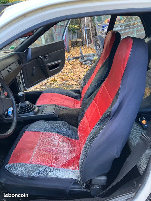 Vends Porsche 924 de collection avec carte grise. Année 1978. 171000 kms (image 2)
