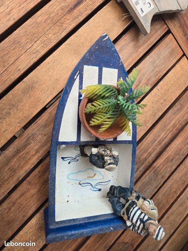 Bateau En Bois Flotté - Décoration Murale Nautique - Écologique - Fait Main - UK