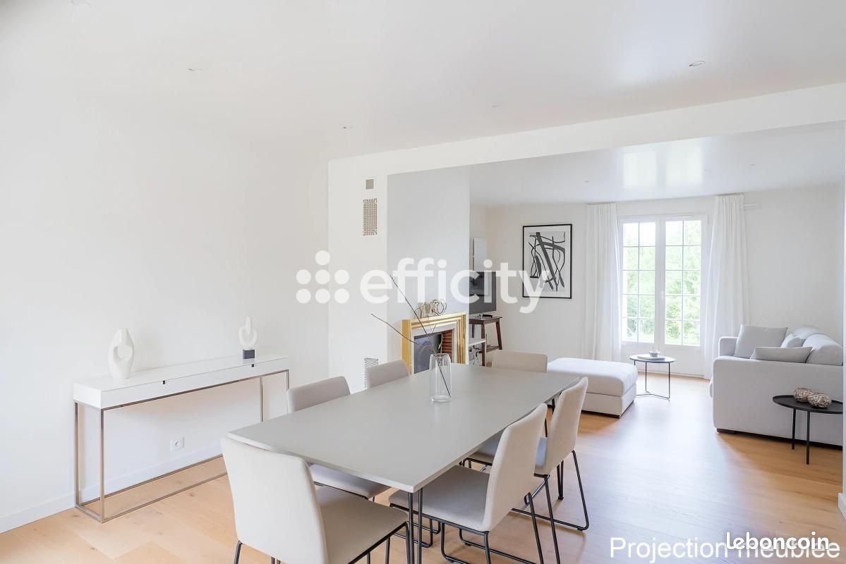 Maison 6 pièces 141 m² · à Thiais · 141 m² · 495 000 €