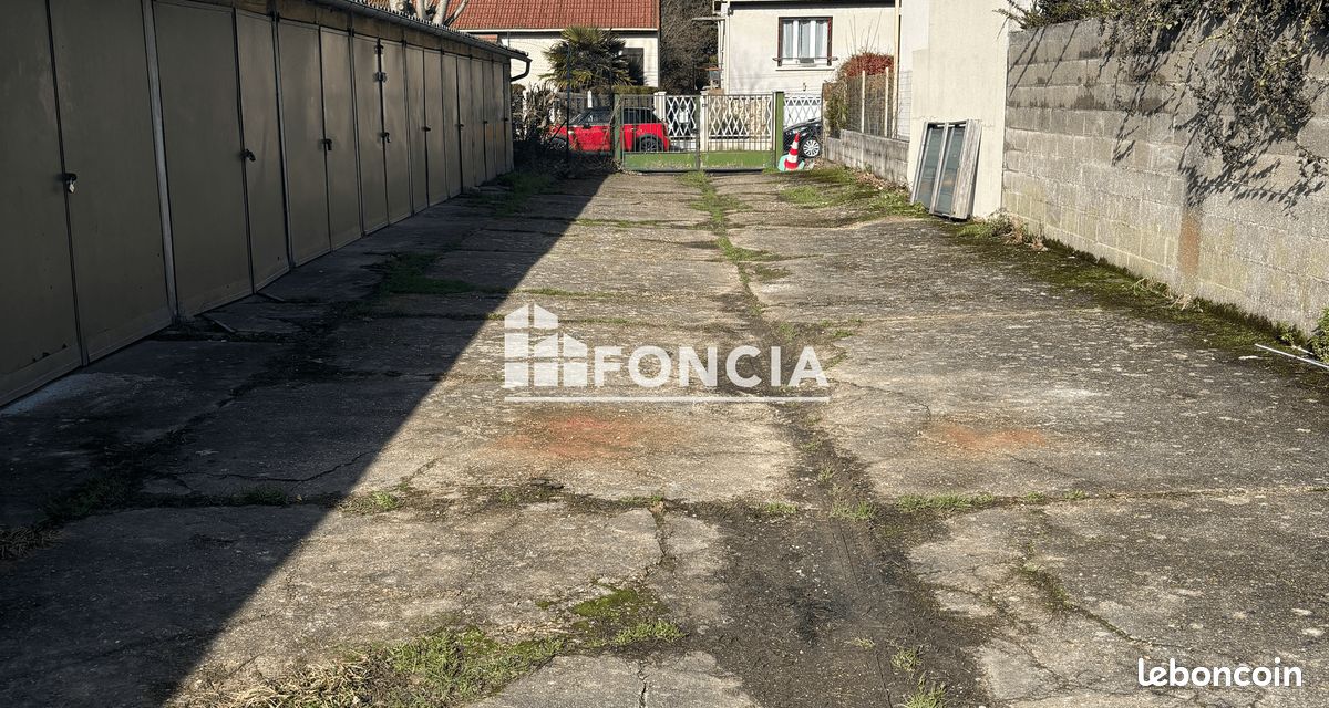 Lock_up · à Athis-Mons · 100 €/mois