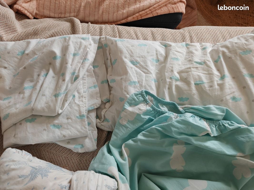 Matelas lit 120x60 alèse oreiller couette drap drap housse