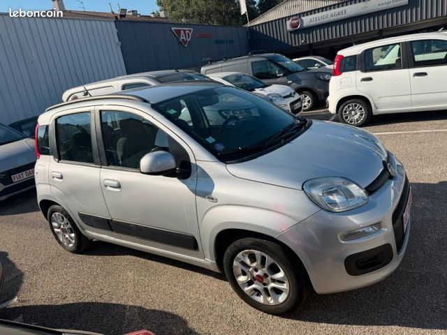 Fiat Panda 1.2 LOUNGE 5 PORTES 69CH (image 5)