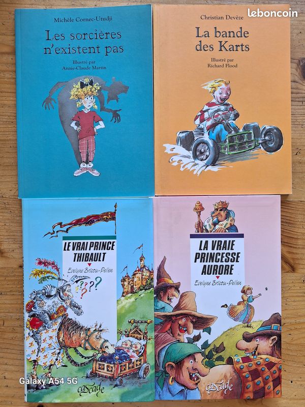 Enfants : 3 DVD + 4 livres neufs (image 3)