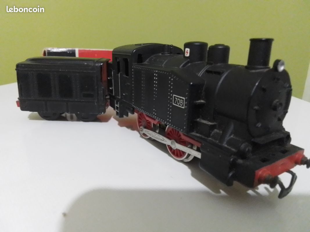 Train électrique loco vapeur Fleischmann - Modélisme