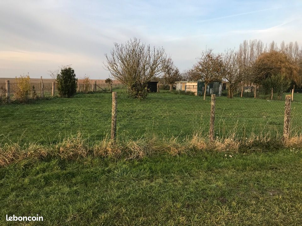 Terrain 300 m² Montreuil · 265 000 €