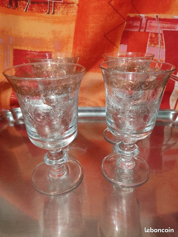 Verre à vin (image 1)