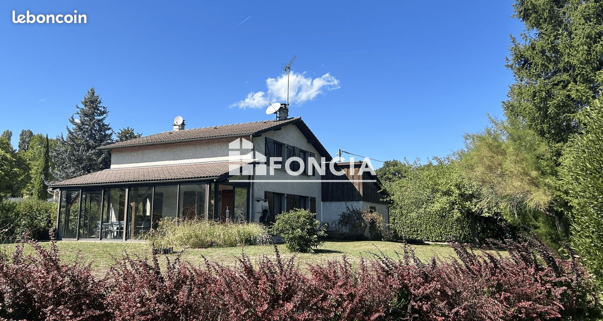Maison 5 pièces 172 m² · à Renage · 172 m² · 380 000 €