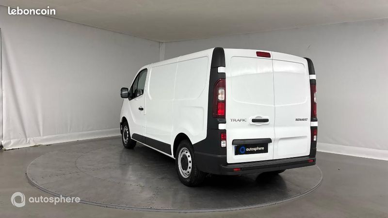 Renault Trafic Véhicule utilitaire ou Société L1H1 3T 2.0 Blue dCi 130ch Confort E6E (image 7)