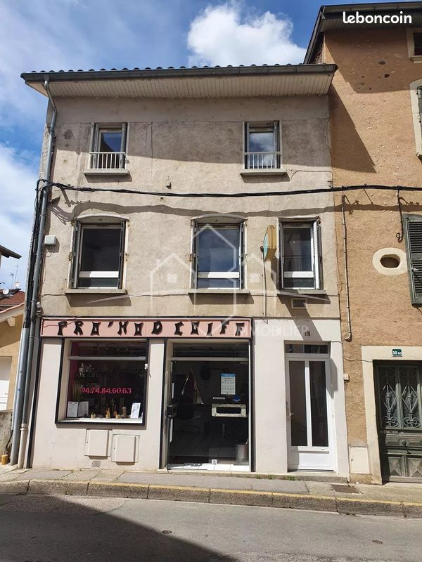 Appartement 4 pièces 72 m² · à Beaurepaire · 72 m² · 745 €