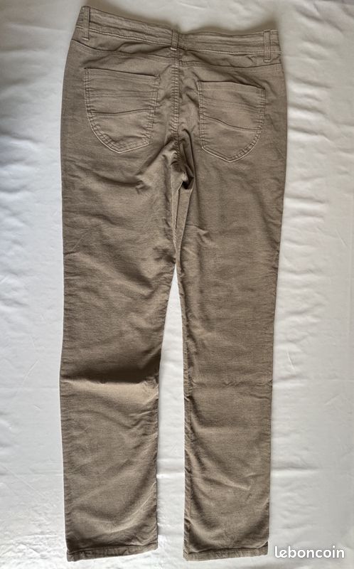 Pantalon en velours côtelé fin – Yessica – taille 42 - jamais porté (image 2)