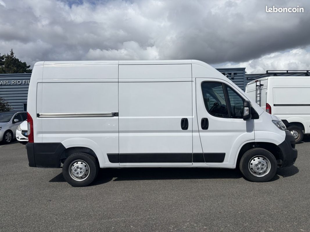 Citroën Jumper (2) 2.2 BHDI 140 3.3T L2H2 (image 4)